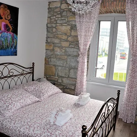 Istrabella -spacious Four Bedroom *