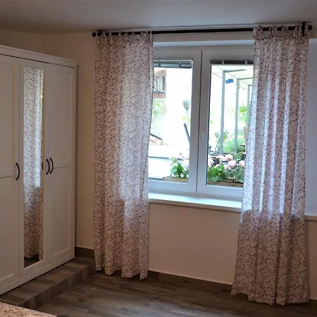 Istrabella -spacious Four Bedroom