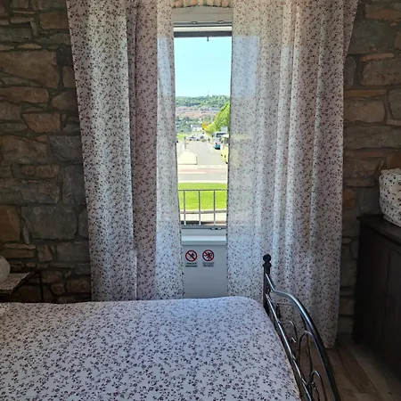 Istrabella -spacious Four Bedroom Koper